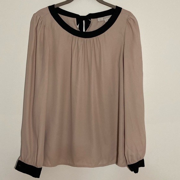 LOFT Blouse Tan with Black Ribbon | Size S | Adorable Bow | Holiday | Office - Picture 1 of 9
